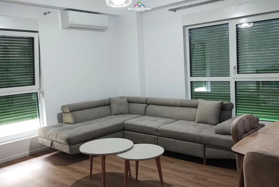 Tirane, jepet me qera apartament 2+1 Kati 4, 100 m² 520 € (pasho hysa)