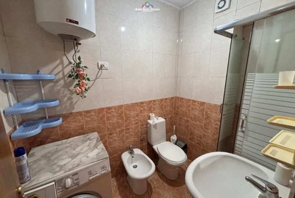 Tirane, jepet me qera apartament 1+1 Kati 11, 60 m² 520 € (tish dahia)
