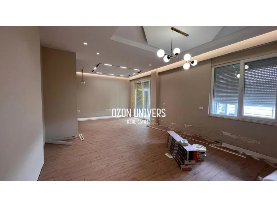 Tirane, shitet apartament 2+1+Ballkon Kati 7, 107 m² 321.000 € 