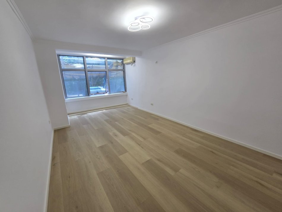 Tirane, shitet apartament 2+1 Kati 2, 76 m² 188.000 € (21 Dhjetori)