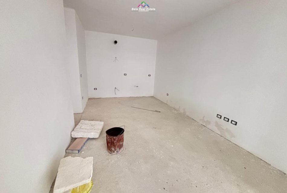 Tirane, shitet apartament 2+1 Kati 1, 135 m² 124.850 € (kompleksi univers city)