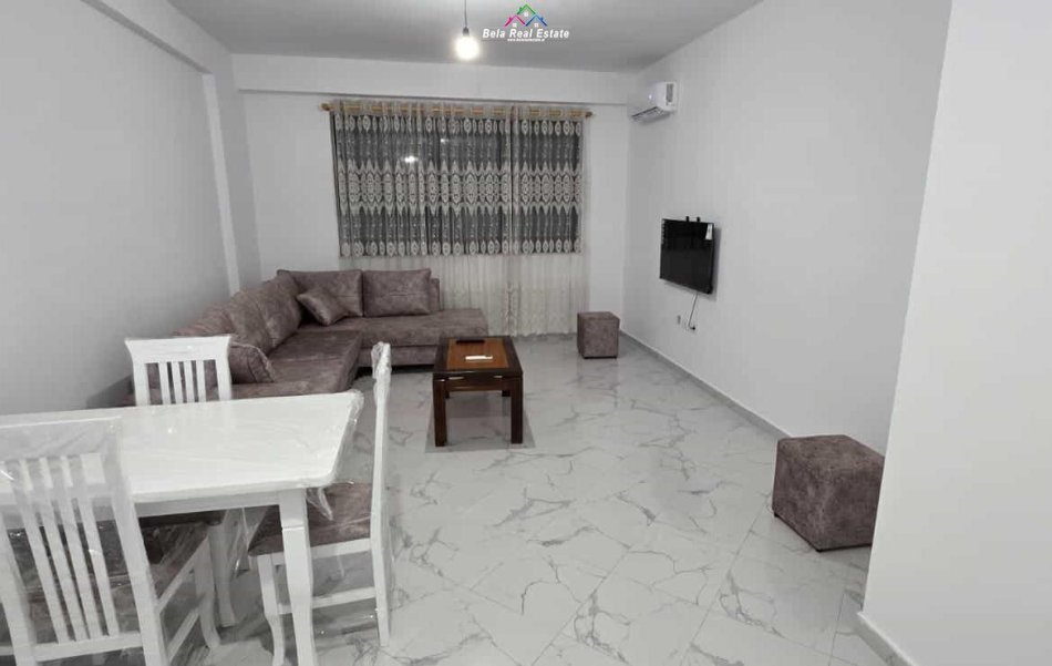Tirane, jepet me qera apartament 1+1 Kati 7, 74 m² 470 € (astir)