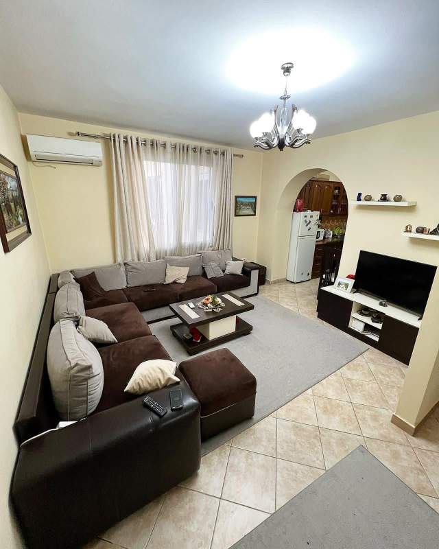Tirane, shitet apartament 2+1 Kati 4, 88 m² 84.000 Euro (Astir)