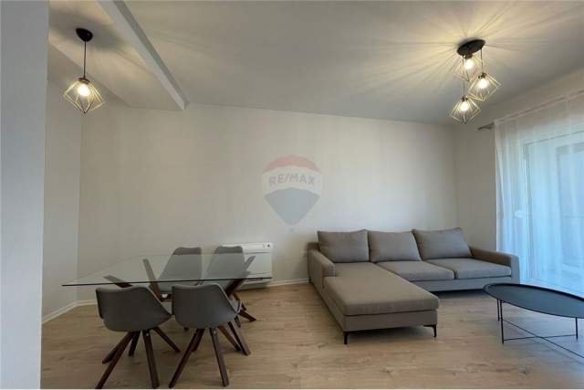 Tirane, jepet me qera apartament 1+1 Kati 3, 70 m² 400 Euro (kompleksi Kontakt)