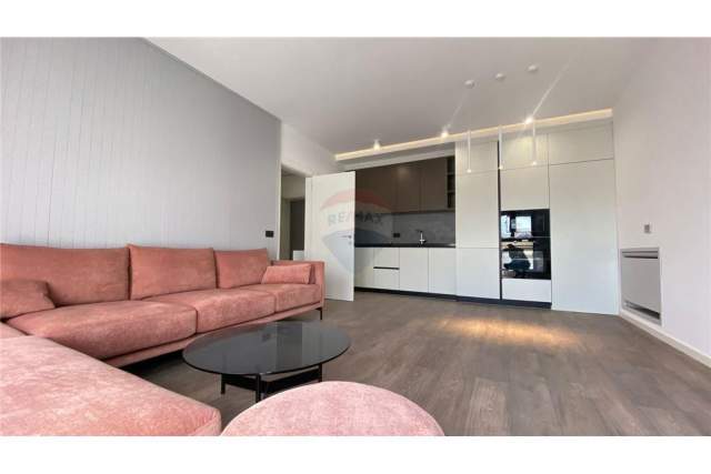 Tirane, jepet me qera apartament 1+1 65 m² 650 Euro (rruga elbasanit)