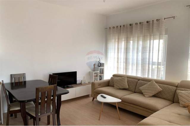 Tirane, shitet apartament 2+1+BLK 100 m² 116.000 Euro (ali demi)