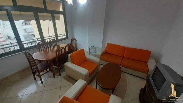 Tirane, shes apartament 1+1+BLK Kati 9, 68 m² 125.000 Euro (Rruga Him Kolli)