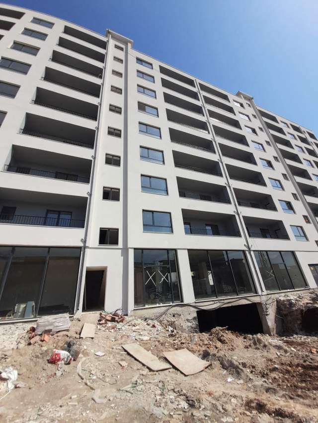 Tirane, shitet apartament 2+1 Kati 8, 97 m² 55.000 Euro (Kamez)