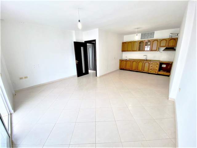Tirane, shitet apartament 2+1+BLK Kati 5, 105 m² 88.000 Euro (Rruga Shefqet Kuka)