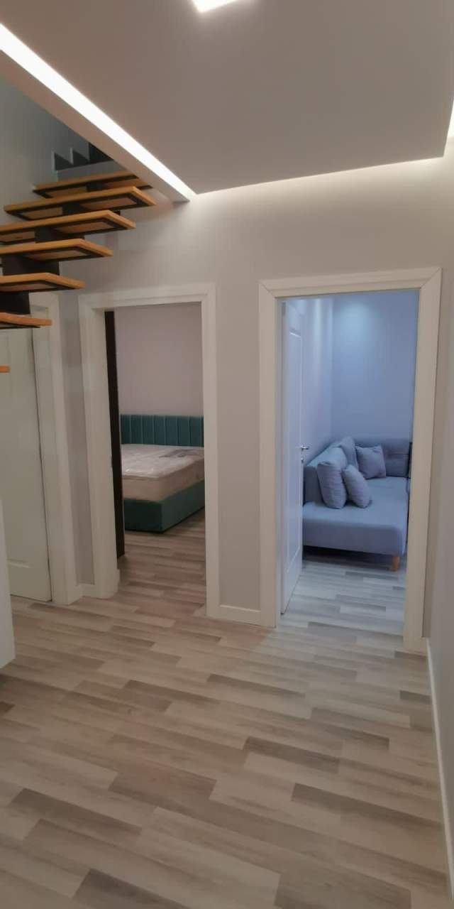 Tirane, jepet me qera apartament 2+1+BLK Kati 5, 71 m² 700 Euro (Myslym Shyri)