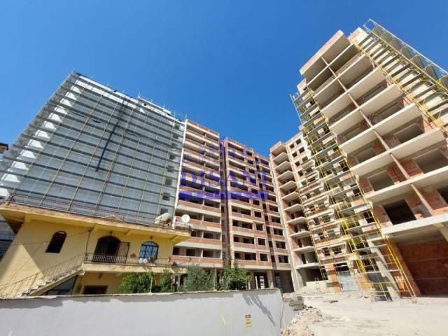 Tirane, shitet apartament 115.000 Euro (Oxhaku)