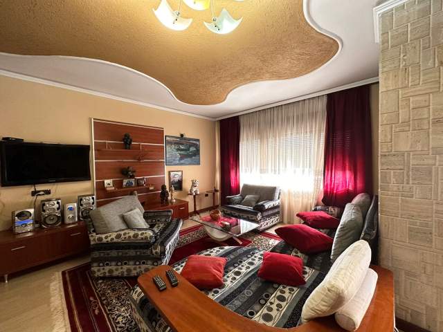 Tirane, jepet me qera apartament 2+1+BLK Kati 8, 125 m² 850 Euro (Dervish Hima)