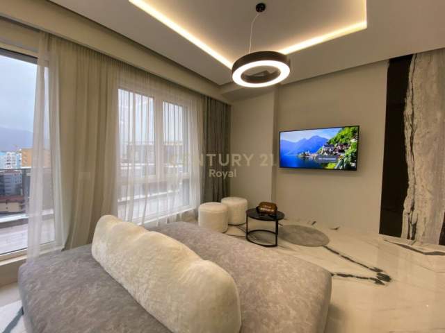 Tirane, jepet me qera apartament 2+1+BLK Kati 11, 125 m² 1.000 Euro (Ish fusha aviacionit)