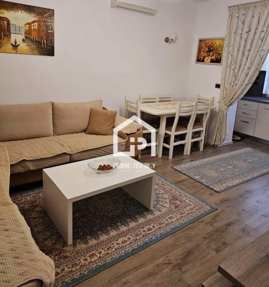 SHITET: Apartament 2 +1/ ZONA : Vasil Shanto/Pranë Keshit📍