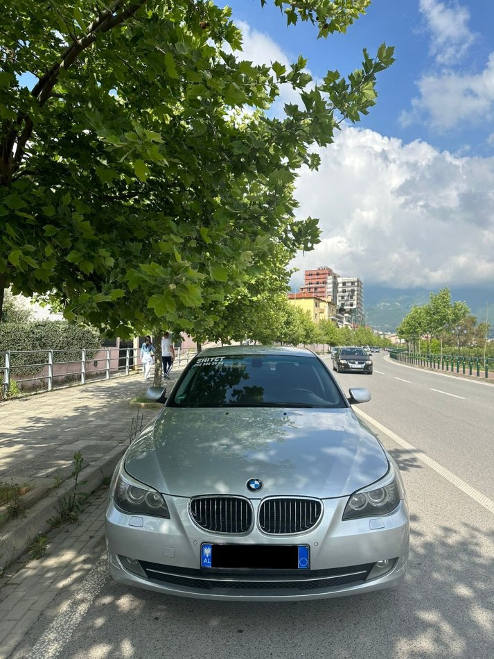 Tirane, shitet makine BMW Seria 5 523i , Benzin, gri metalizato, automatik, Kondicioner, 279999 km, 5500 €