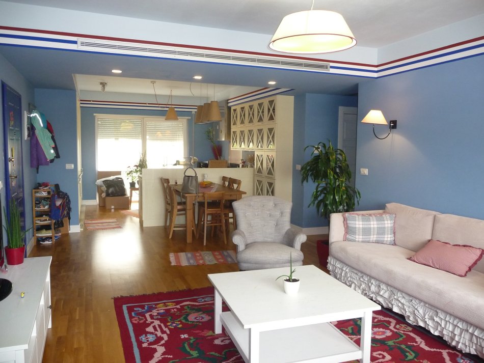 Tirane, jepet me qera 3+1+Ballkon Kati 3, 150 m² 1.200 € (Rezidenca Kodra e Diellit)