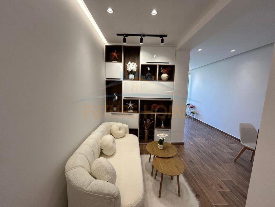 Durres, shitet apartament 1+1 Kati 2, 56 m² 77.000 € (Plazh Rrota e Kuqe, Durrës)