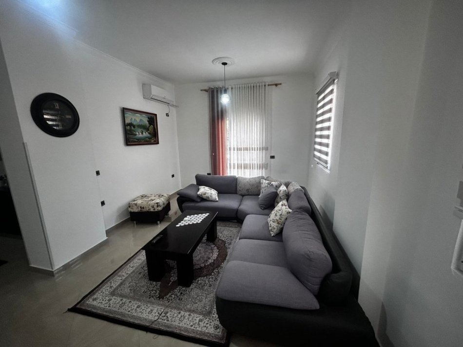 Tirane, jepet me qera apartament 2+1 Kati 1, 100 m² 550 € (Fondacioni Eleonora, Tiranë)