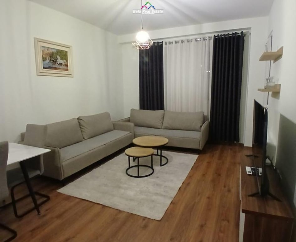 Tirane, jepet me qera apartament 2+1 Kati 5, 97 m² 600 € (Paskuqan)