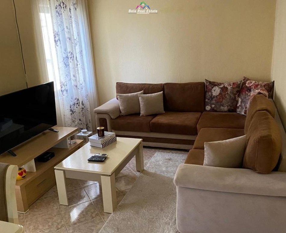Tirane, jepet me qera apartament 1+1 Kati 6, 65 m² 600 € (Rruga e Kavajes)