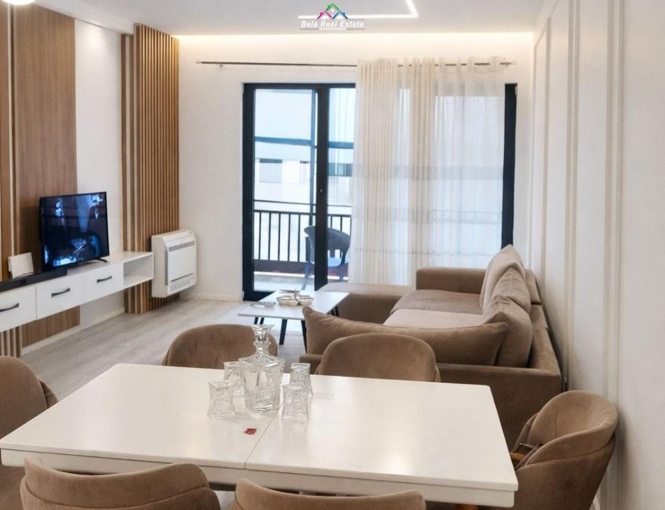 Tirane, jepet me qera apartament 2+1 Kati 3, 123 m² 750 € (Rruga e Dibres)