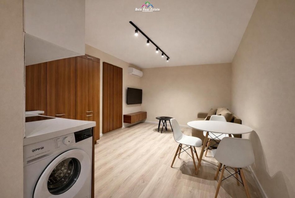Tirane, jepet me qera apartament 2+1 Kati 1, 65 m² 600 € (Rruga Zihni Sako)