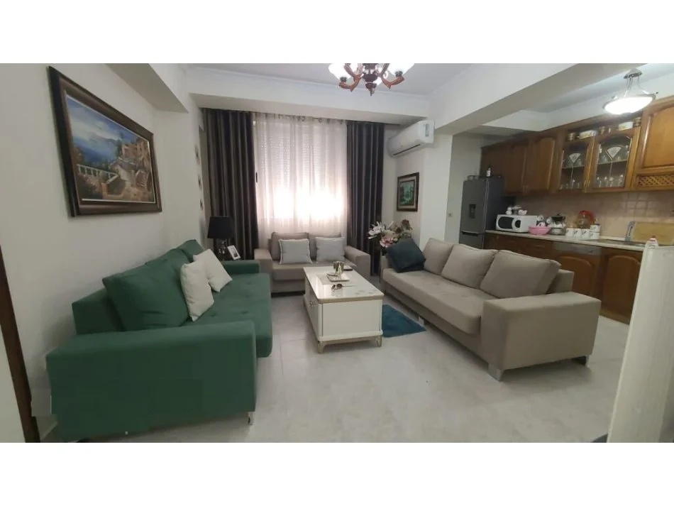 Tirane, jepet me qera apartament 2+1 Kati 5, 100 m² (Tek Oxhaku)