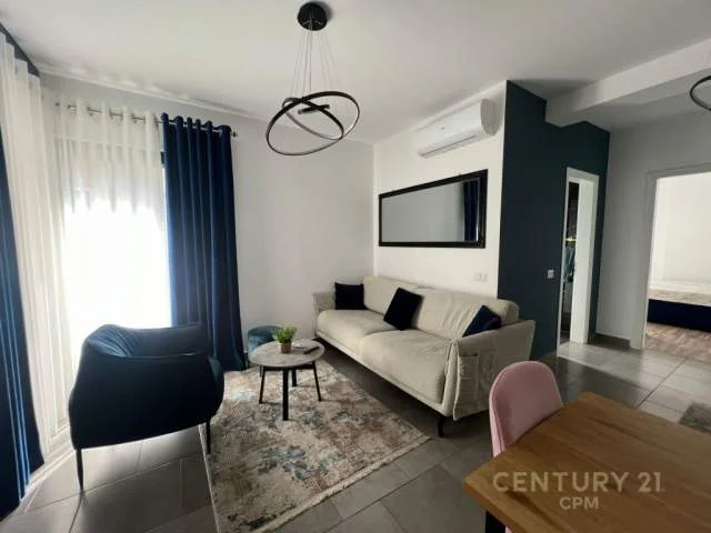 Tirane, jepet me qera apartament 65 m² 700 Euro (21 dhjetori)