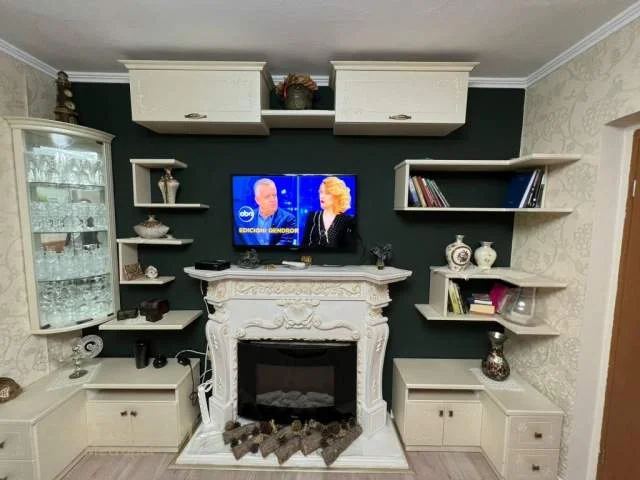 Tirane, jepet me qera apartament 3+1+BLK Kati 3, 116 m² 700 Euro (RR Lidhja e Prizrenit, Ish Blloku)