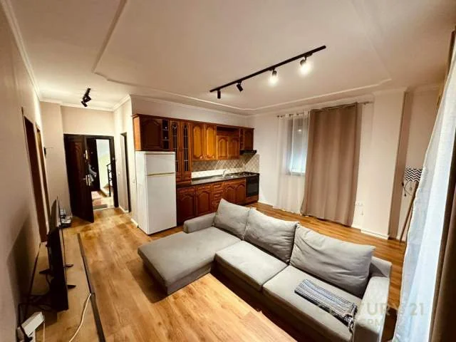 Tirane, jepet me qera apartament 2+1+BLK Kati 3, 90 m² 500 Euro (Kodra e Diellit)