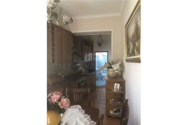 Tirane, jepet me qera apartament 2+1 Kati 2, 94 m² 350 Euro (Astir)