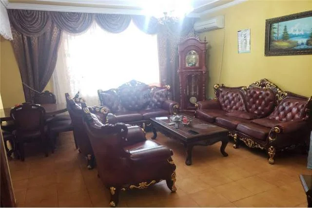 Tirane, jepet me qera apartament 2+1 Kati 5, 104 m² 500 Euro (Mine Peza)