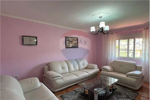 SHITET APARTAMENT 2+1 ne Kombinat