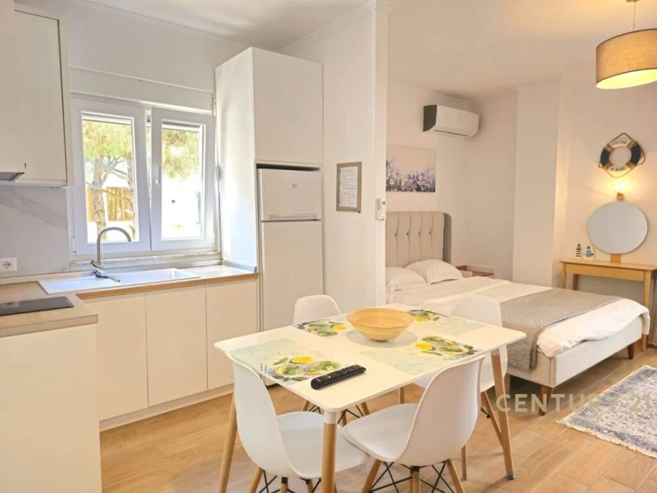 SHITET EKSKLUZIVE STUDIO ME PAMJE BALLORE NE DET, GOLEM