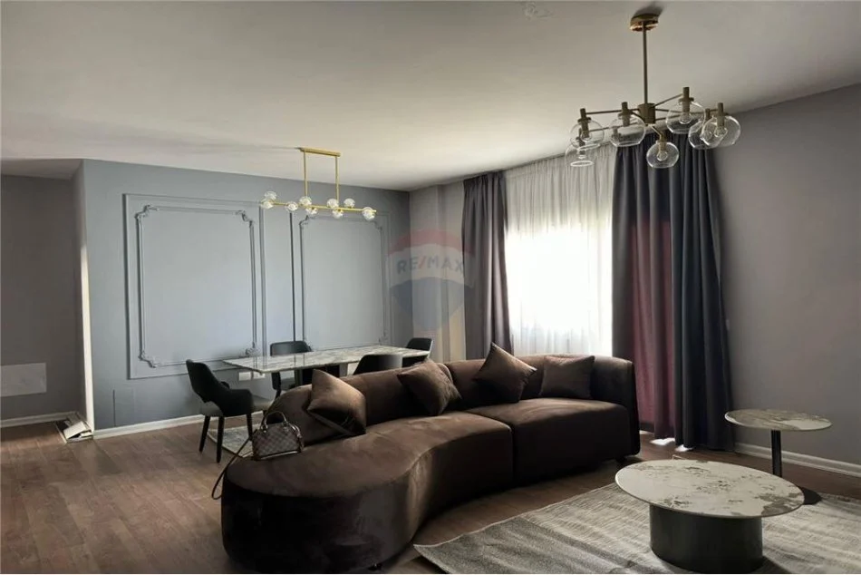 Tirane, jepet me qera apartament 1+1 , 80 m² 700 € (Rruga Panorama e Liqenit)