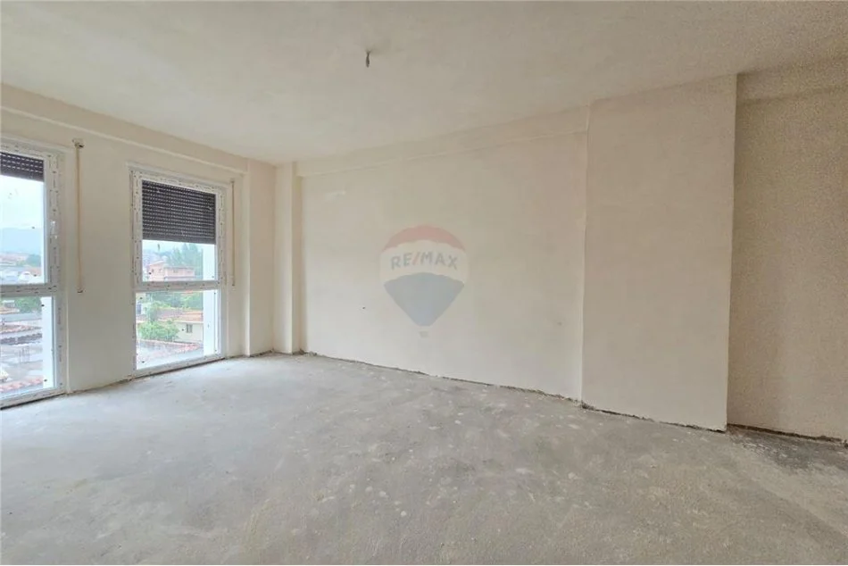 Tirane, shitet apartament 2+1 Kati 5, 118 m² 154,200 € (Bulevardi i ri - Treni)