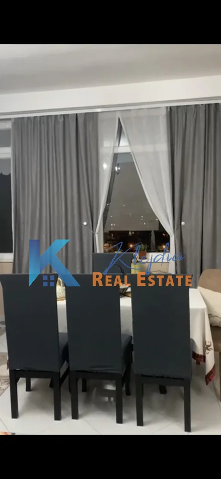 Tirane, jepet me qera apartament 2+1 Kati 7, 55 m² 450 € (Rruga Siri Kodra, afer supermarket Xhangolli)