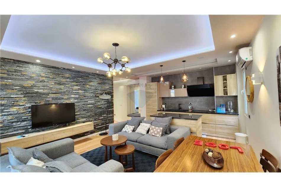 Tirane, jepet me qera apartament 2+1 Kati 3, 105 m² 700 € (Hamdi Garunja - Liqeni i thate)