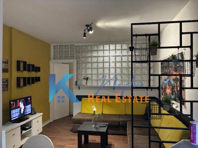 Tirane, jap me qera apartament 1+1 Kati 2, 54 m² 500 € (Xhamia e Tabakeve)