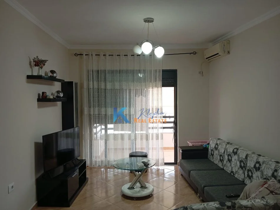 Tirane, jepet me qera apartament 2+1 Kati 7, 85 m² 450 € (Astir, afer Arc Hotel)