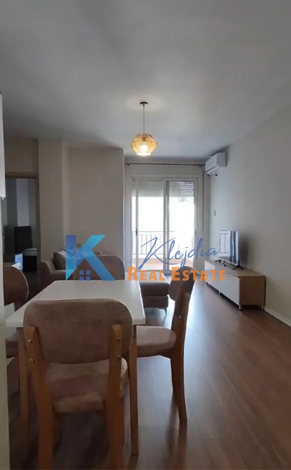 Tirane, jepet me qera apartament 2+1 Kati 6, 86 m² 450 € (Astir, afer Ozone)