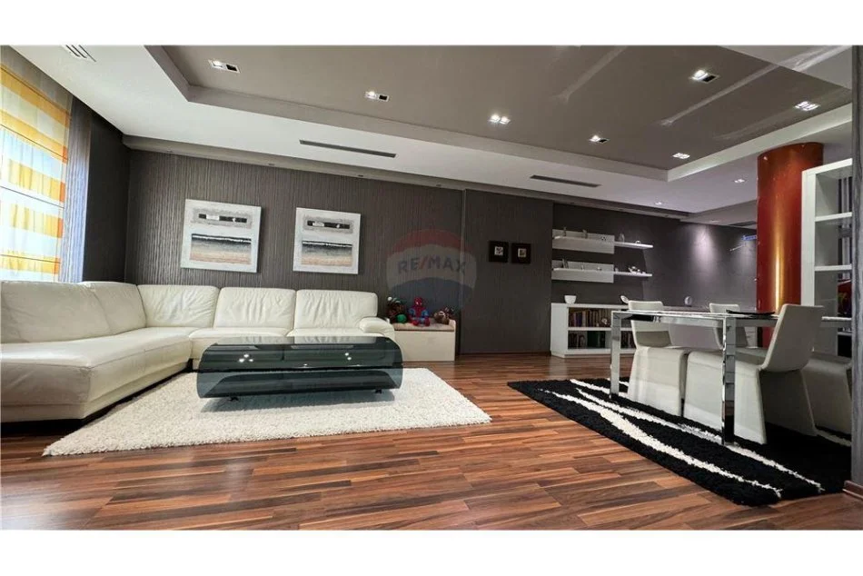 Tirane, shitet apartament 2+1 , 122 m² 299.000 € (Ish Ekspozita - Bulevardi Gjergj Fishta)