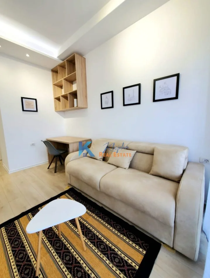 Tirane, shes garsonier Kati 10, 30 m² 78.000 € (Kompleksi Kontakt, 21 Dhjetori)