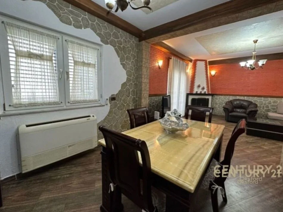 Tirane, jepet me qera apartament 2+1 Kati 2, 100 m² 550 € (komuna e parisit)