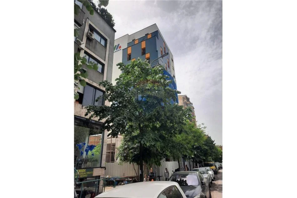 Tirane, shitet apartament 1+1 Kati 1, 75 m² 179.000 € (Mihal Grameno - Pazari i Ri - Ura e Tabakëve)