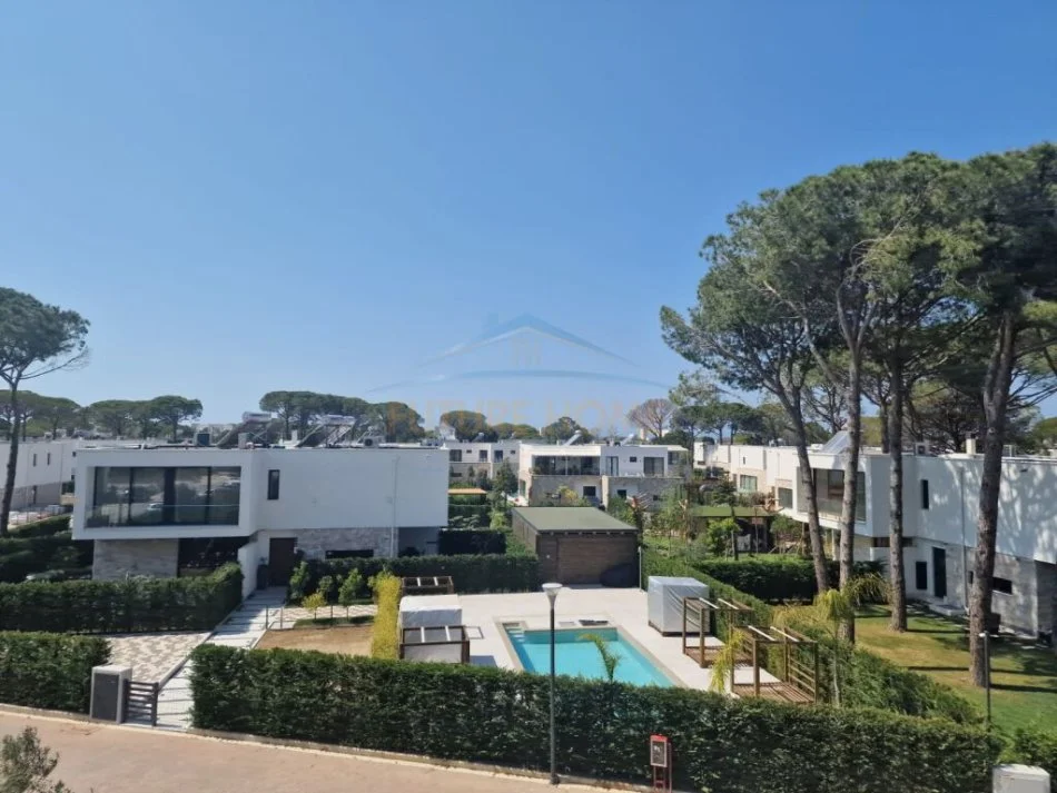 Shitet, Apartament 1+1, Gjiri i Lalzit, San Pietro Residence, Durrës. AREA40734