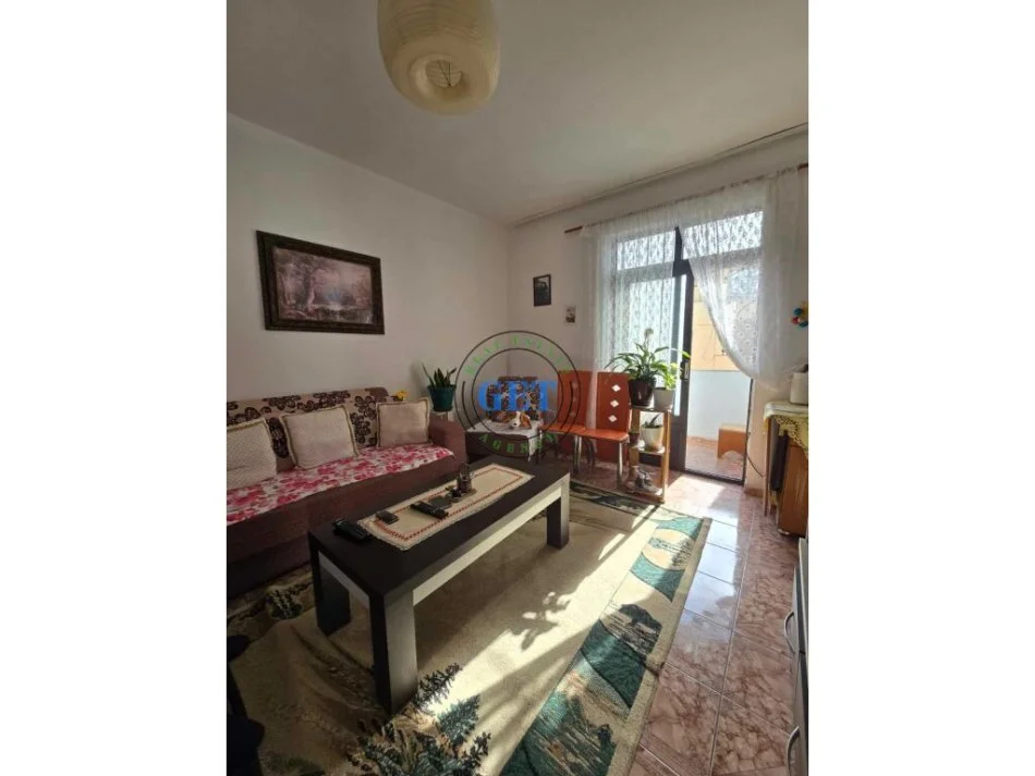 Durres, shitet apartament Kati 3, 67 m² 65.000 € (Okazion!! Shitet, Apartament 2+1,Spitali, Durres.)