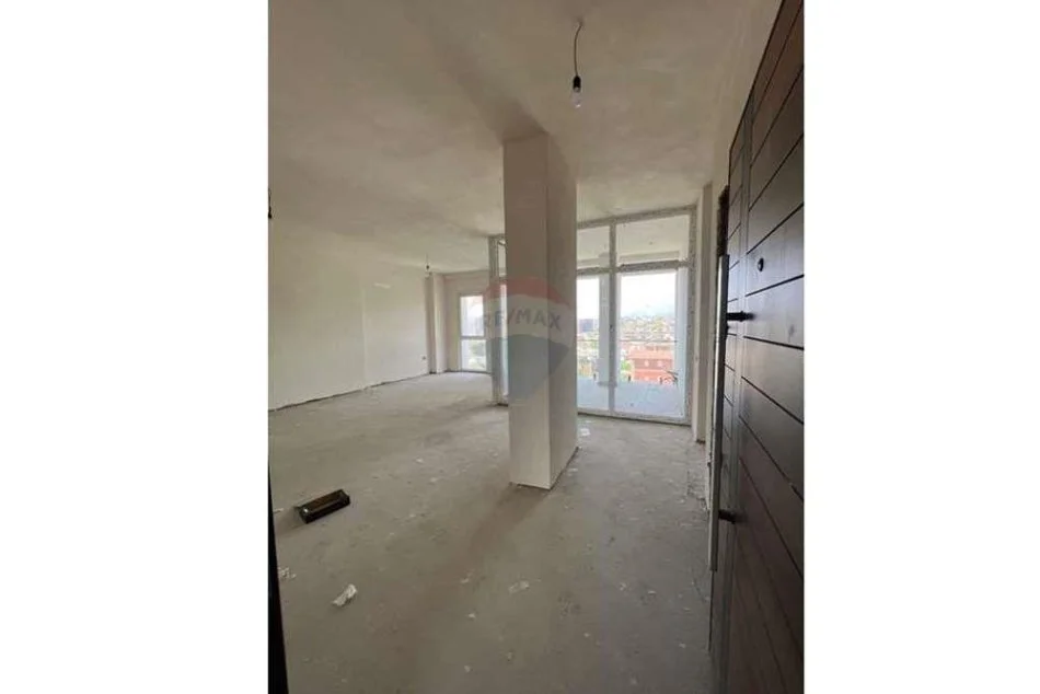 Tirane, shitet apartament 2+1 Kati 5, 118 m² 170.000 € (Treni - Bulevardi i Ri)