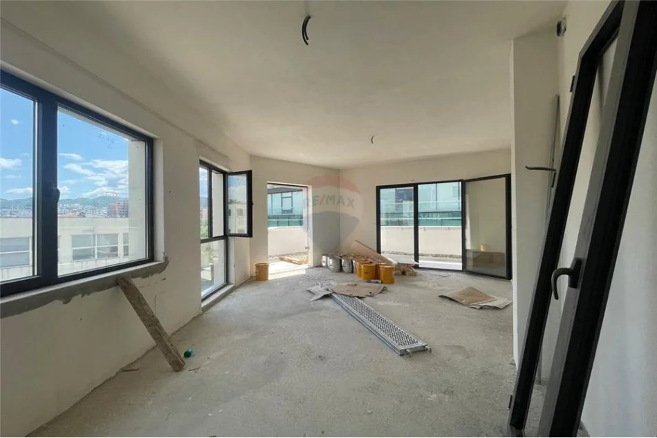 Tirane, shitet apartament 3+1 Kati 4, 149 m² 299.000 € (Bulevardi Gjergj Fishta - Vasil Shanto - UET)