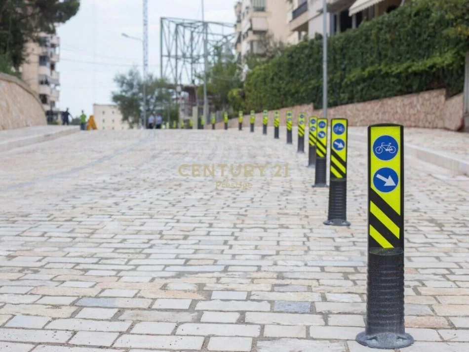 𝐓𝐢𝐫𝐚𝐧𝐞, 𝐬𝐡𝐢𝐭𝐞𝐭 𝐚𝐩𝐚𝐫𝐭𝐚𝐦𝐞𝐧𝐭 𝟐+𝟏 𝐊𝐚𝐭𝐢 𝟏, 𝟏𝟑𝟓 𝐦² 𝟑𝟖𝟓.𝟎𝟎𝟎 € (𝐑𝐫𝐮𝐠𝐚 𝐅𝐚𝐢𝐤 𝐊𝐨𝐧𝐢𝐜𝐚, 𝐒𝐭𝐚𝐝𝐢𝐮𝐦𝐢 𝐐𝐞𝐦𝐚𝐥 𝐒𝐭𝐚𝐟𝐚)